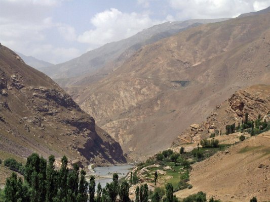 Na cestě z Chorogu do Iškašimu (2)